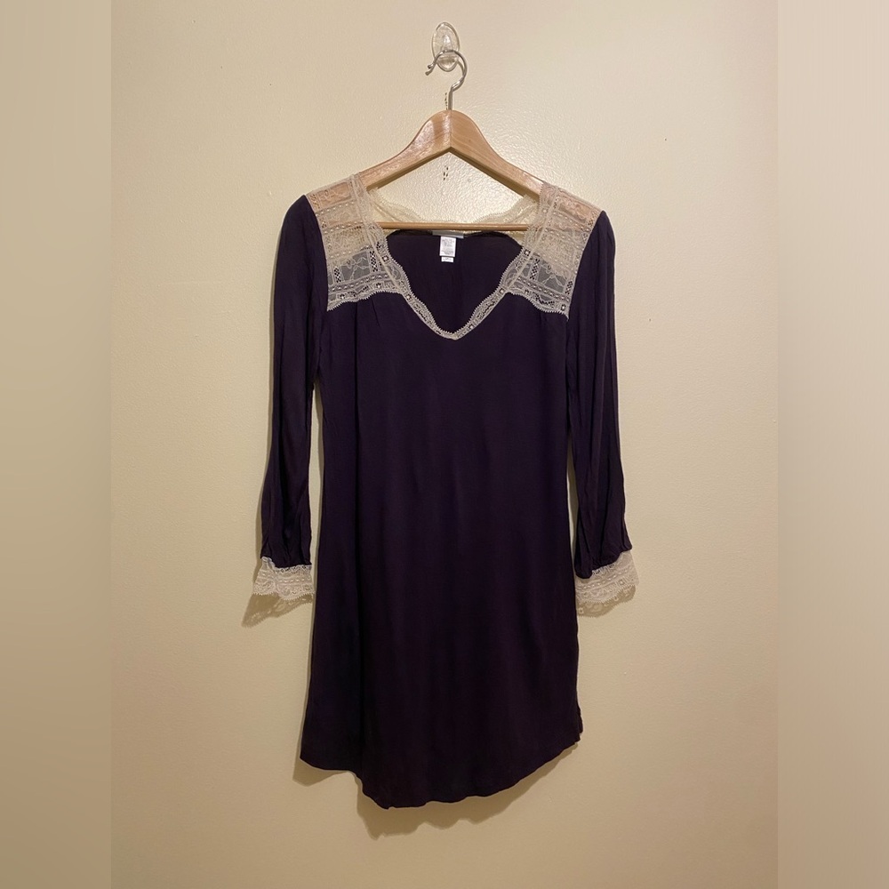 Eberjey Purple Tunic with Cream Lace Trim. Size S